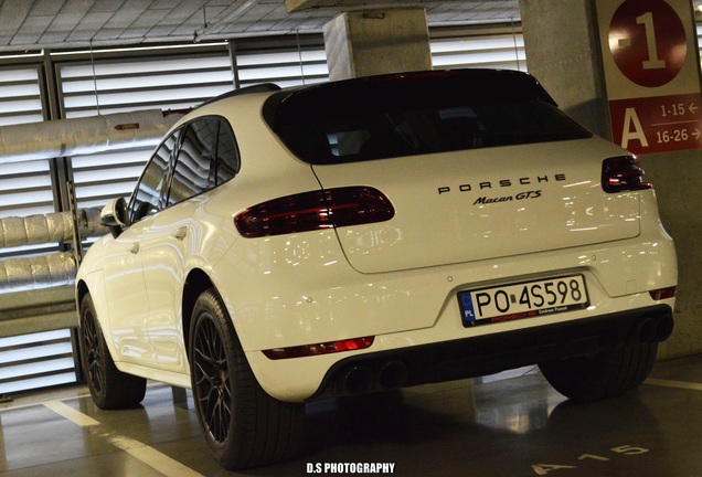 Porsche 95B Macan GTS