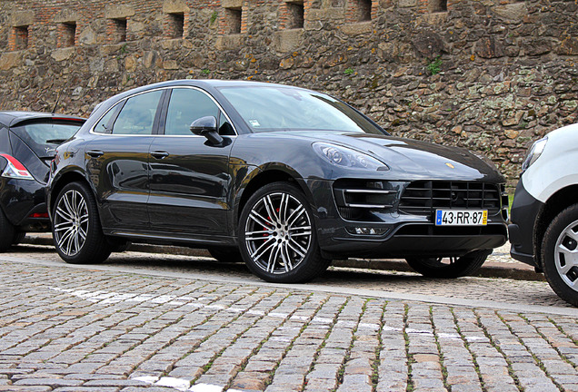 Porsche 95B Macan Turbo