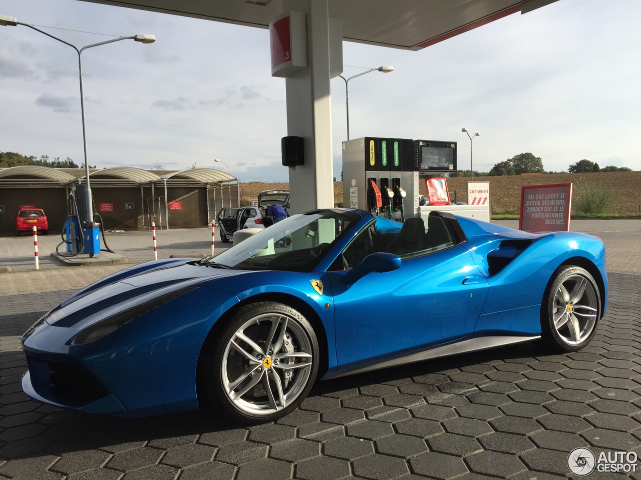 Ferrari 488 Spider