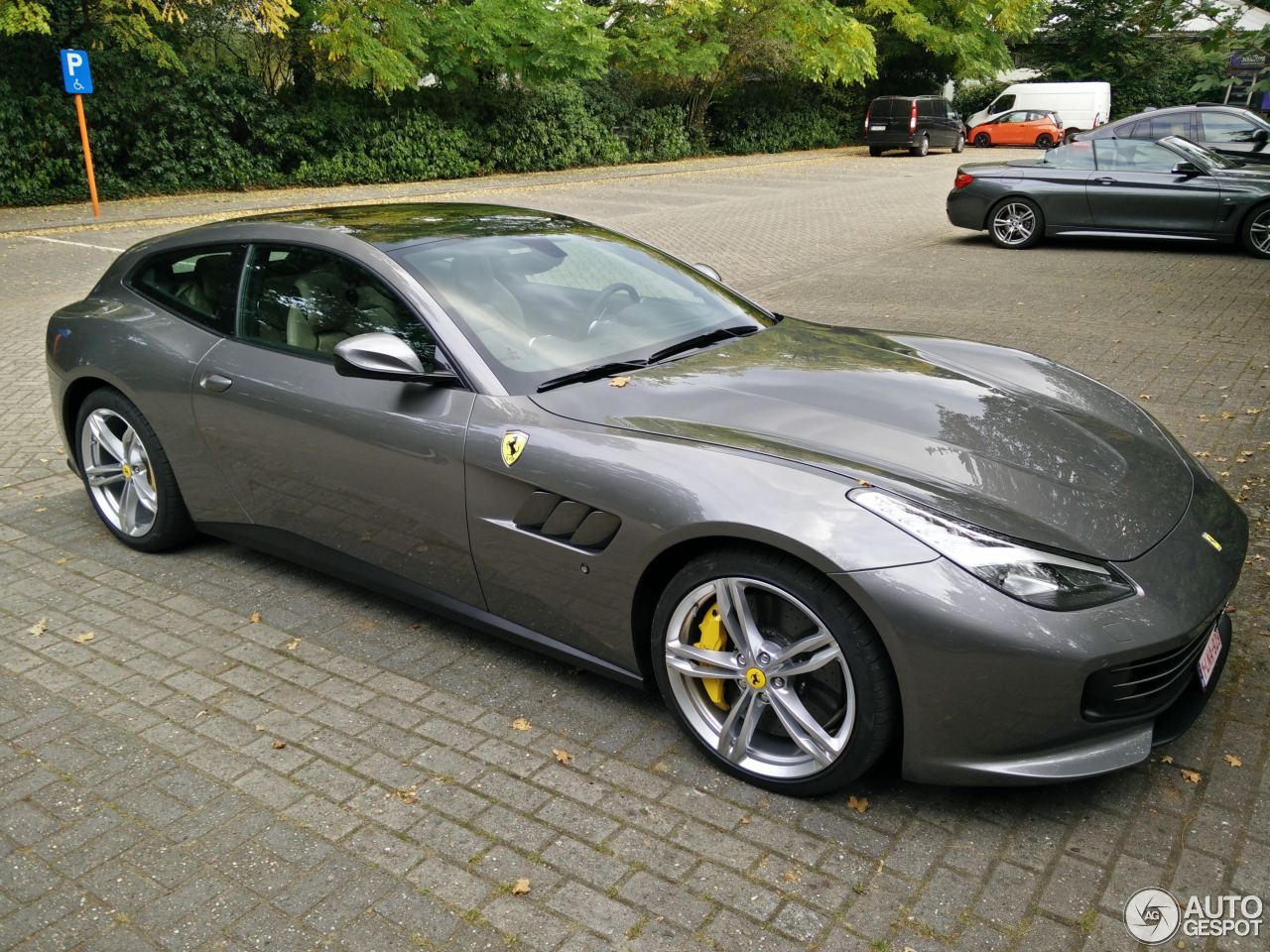 Ferrari GTC4Lusso