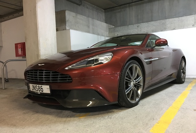 Aston Martin Vanquish 2013