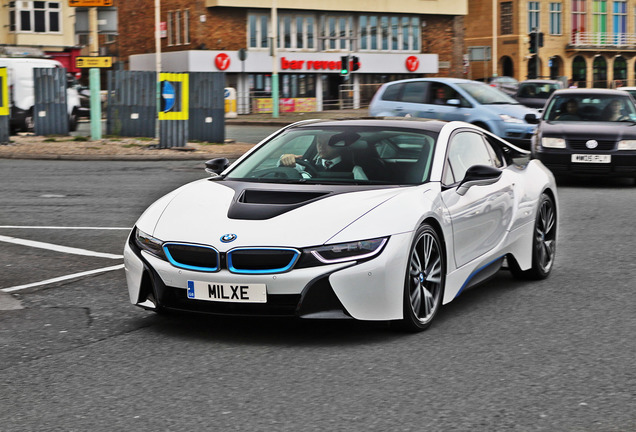 BMW i8