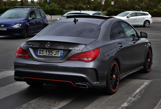 Mercedes-Benz CLA 45 AMG OrangeArt Edition C117