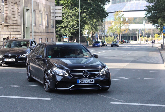 Mercedes-Benz E 63 AMG S W212