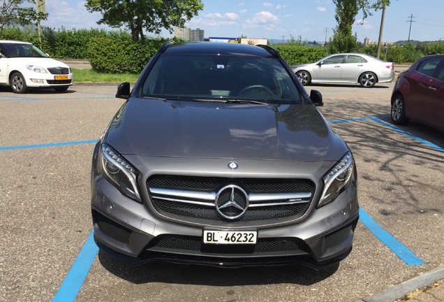 Mercedes-Benz GLA 45 AMG X156