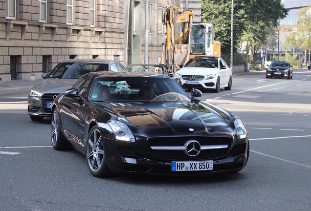 Mercedes-Benz SLS AMG