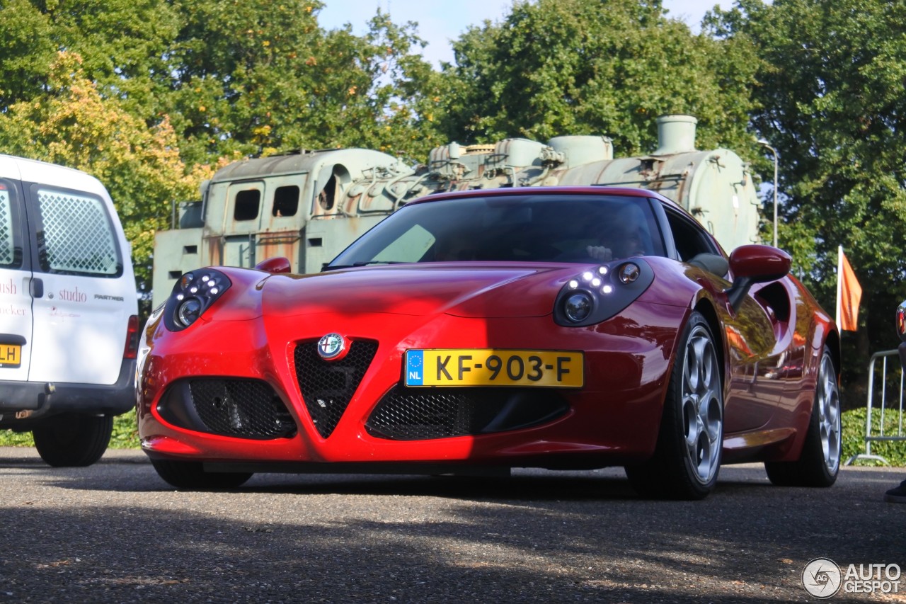 Alfa Romeo 4C Coupé