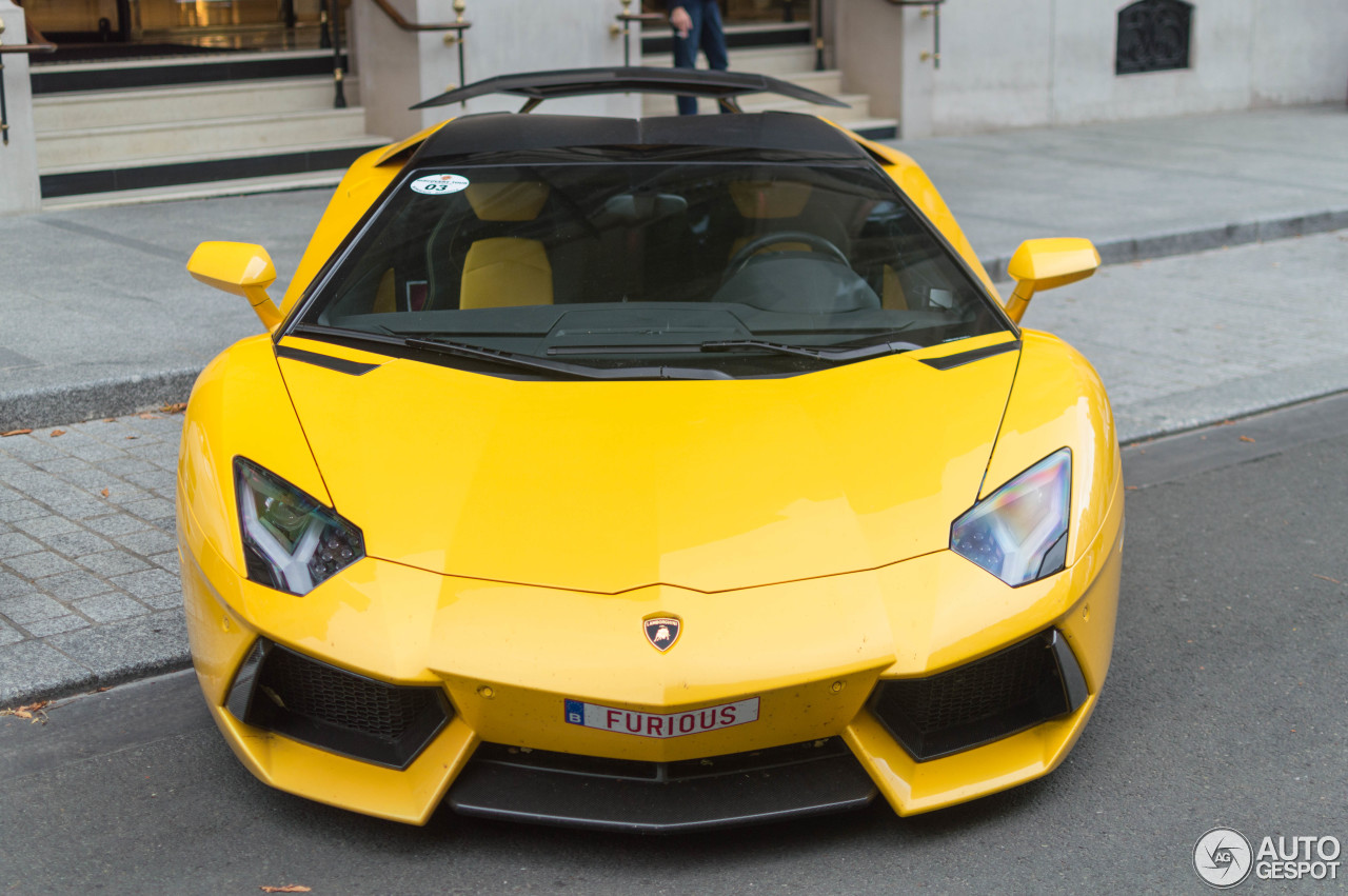 Lamborghini Aventador LP700-4 Roadster