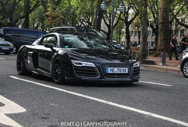 Audi R8 V10 Plus 2013