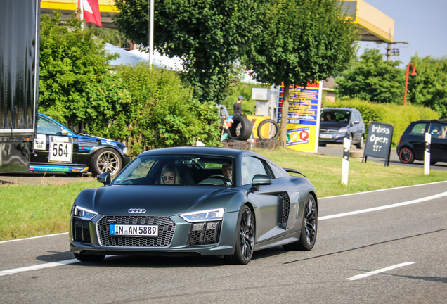 Audi R8 V10 Plus 2015