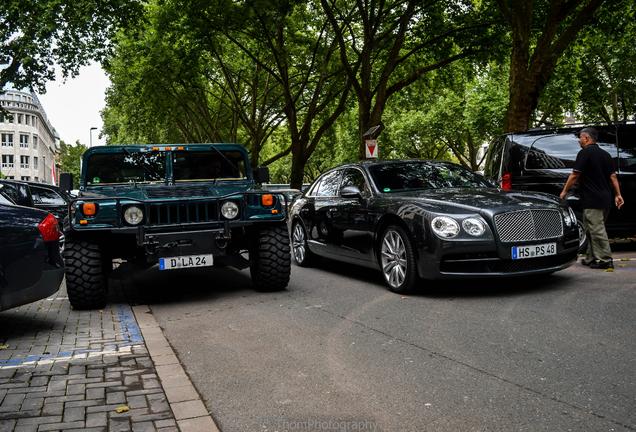 Bentley Flying Spur V8