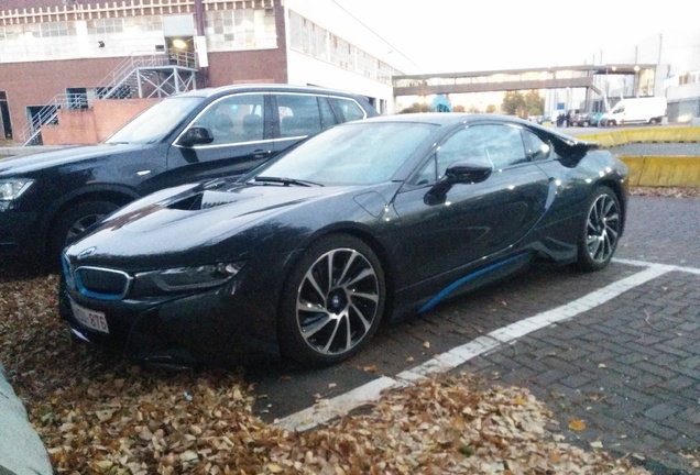 BMW i8