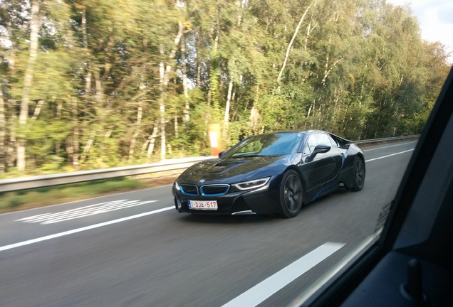 BMW i8