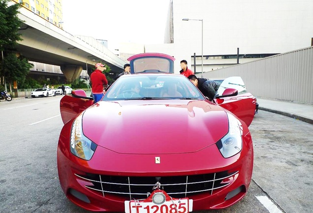 Ferrari FF