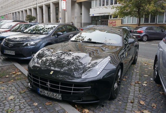 Ferrari FF