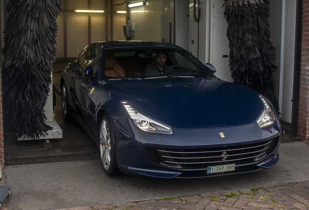 Ferrari GTC4Lusso