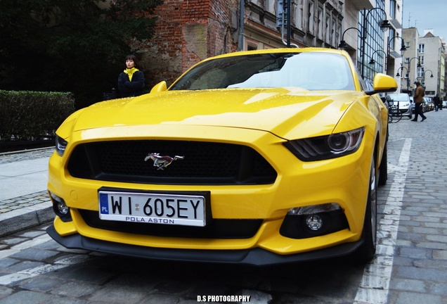 Ford Mustang GT 2015