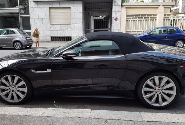 Jaguar F-TYPE S V8 Convertible