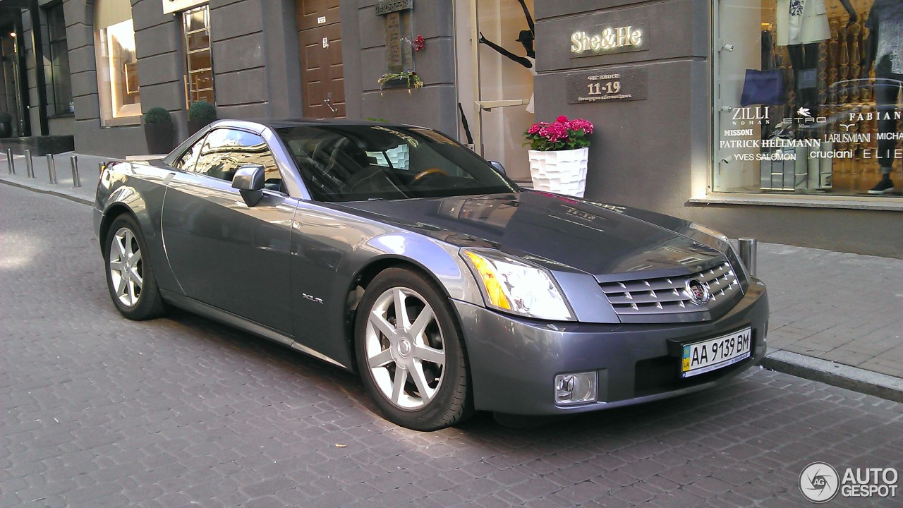 Cadillac XLR