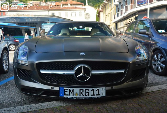 Mercedes-Benz SLS AMG Roadster