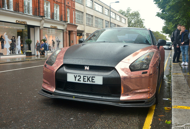 Nissan GT-R