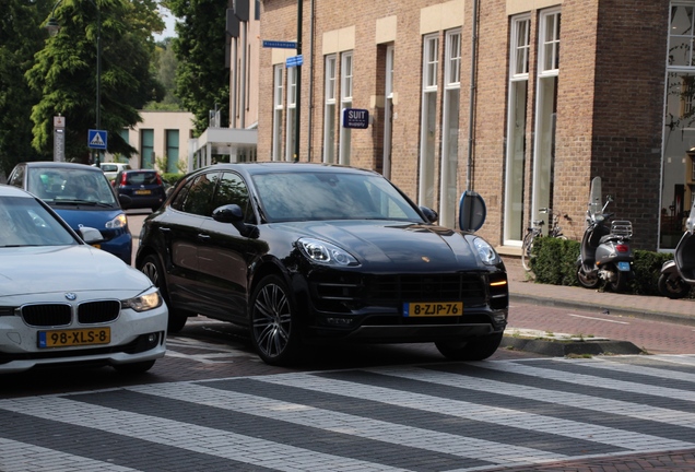 Porsche 95B Macan Turbo