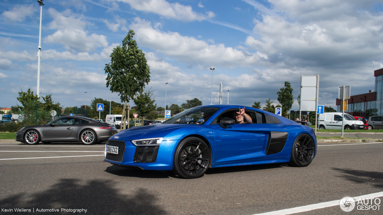 Audi R8 V10 Plus 2015