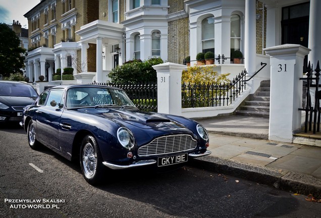 Aston Martin DB6 Vantage MKI