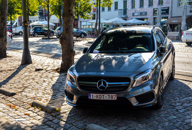 Mercedes-Benz GLA 45 AMG X156