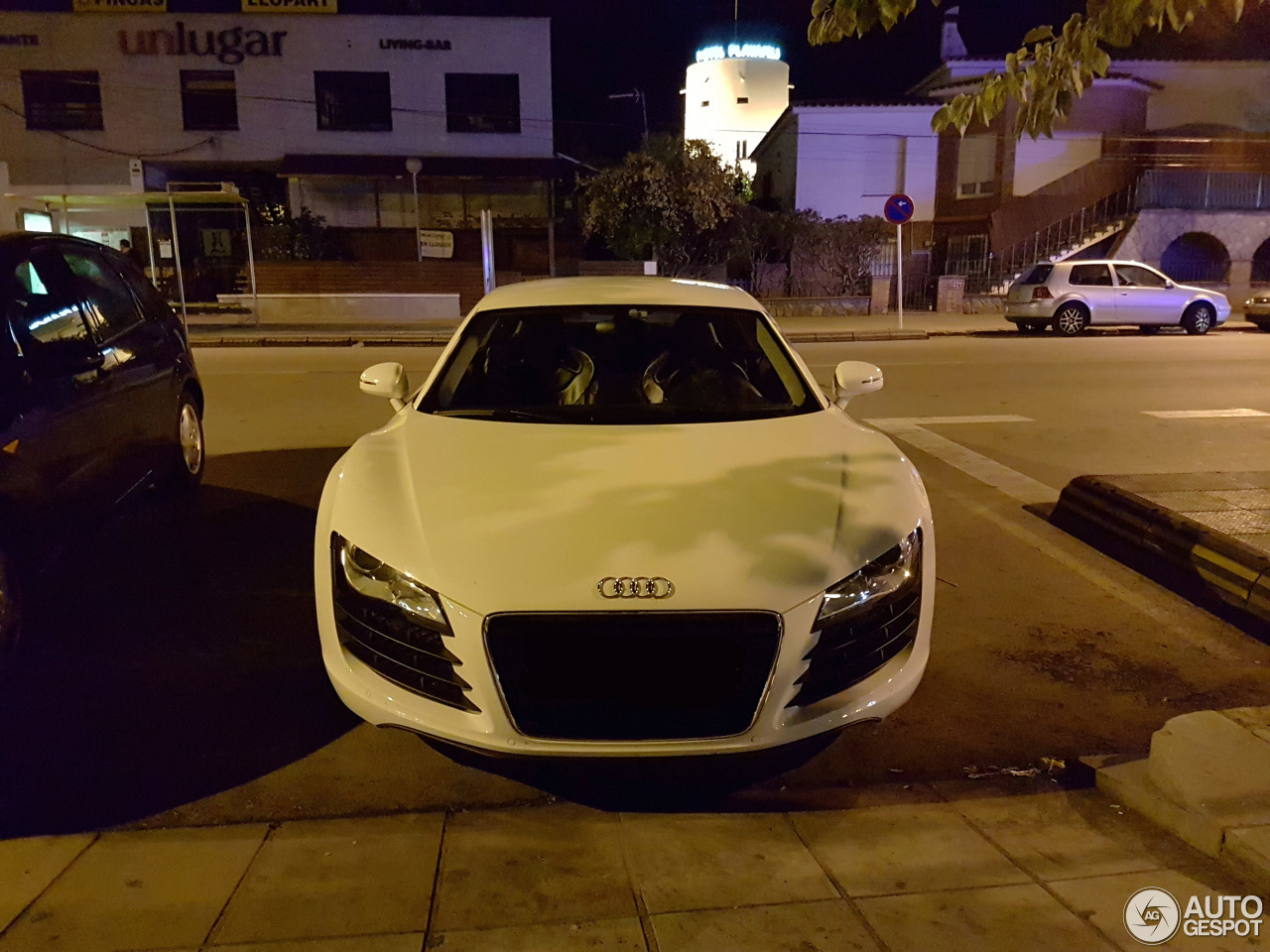 Audi R8