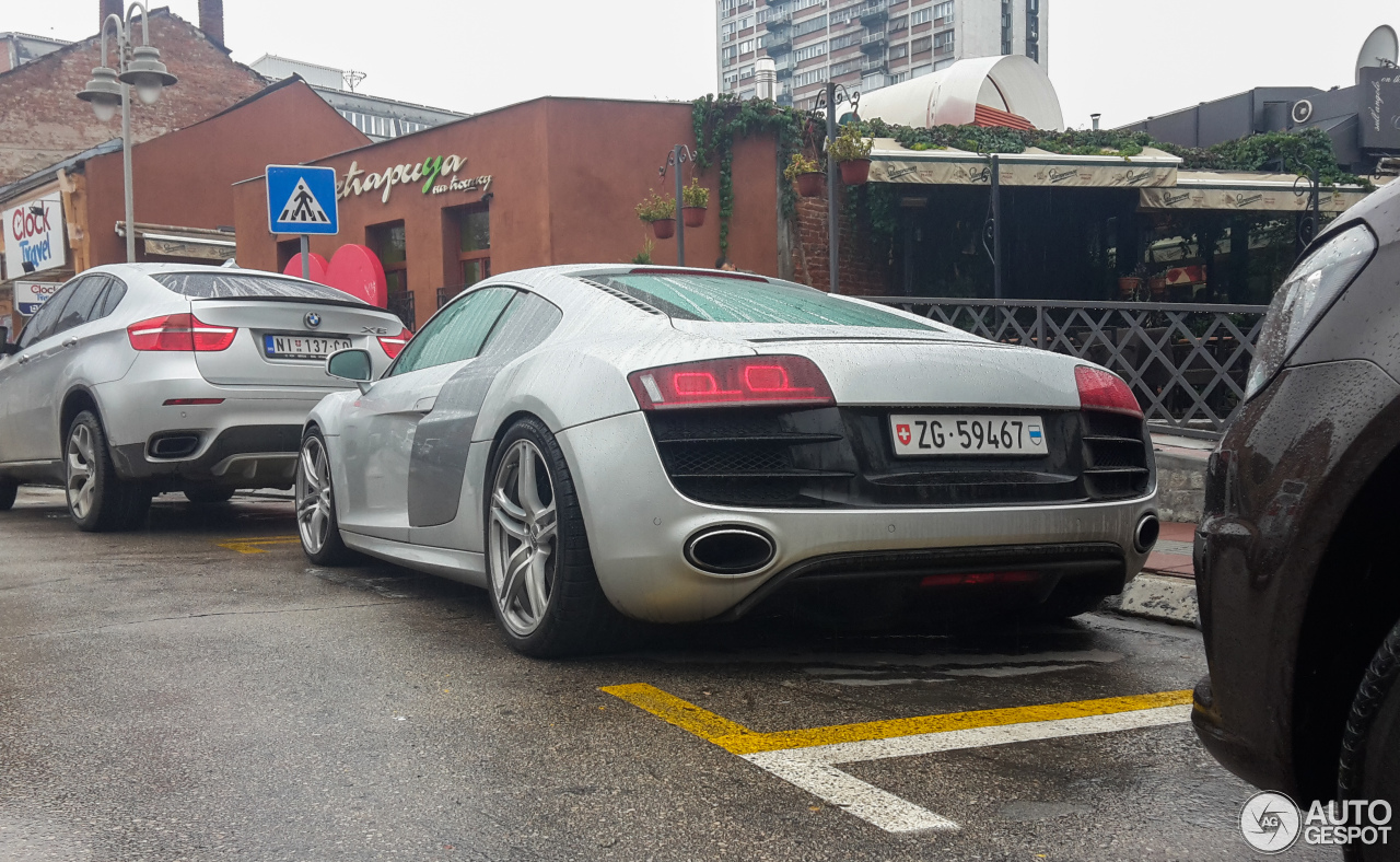 Audi R8 V10