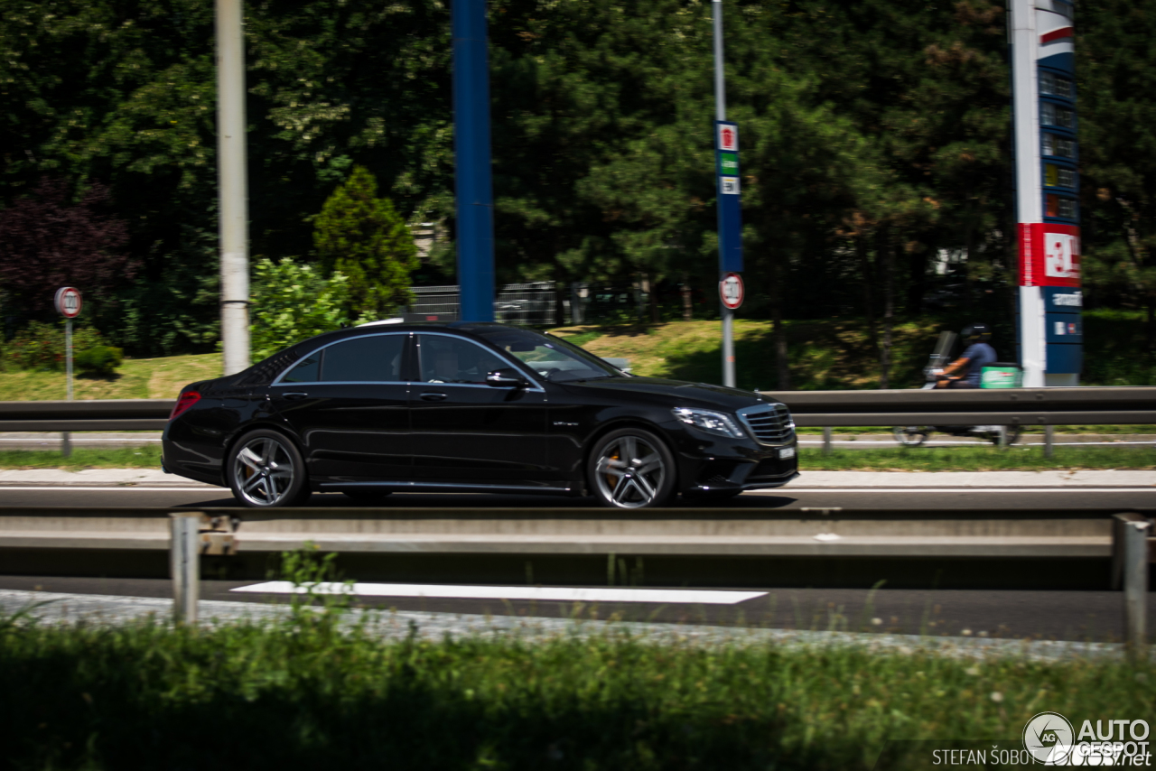 Mercedes-Benz S 63 AMG V222