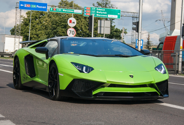 Lamborghini Aventador LP750-4 SuperVeloce Roadster