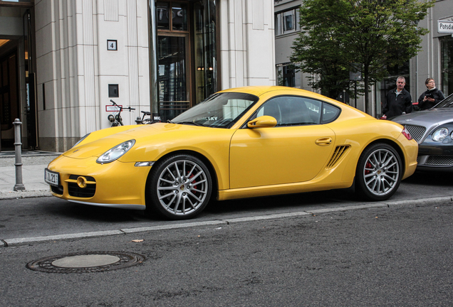 Porsche 987 Cayman S