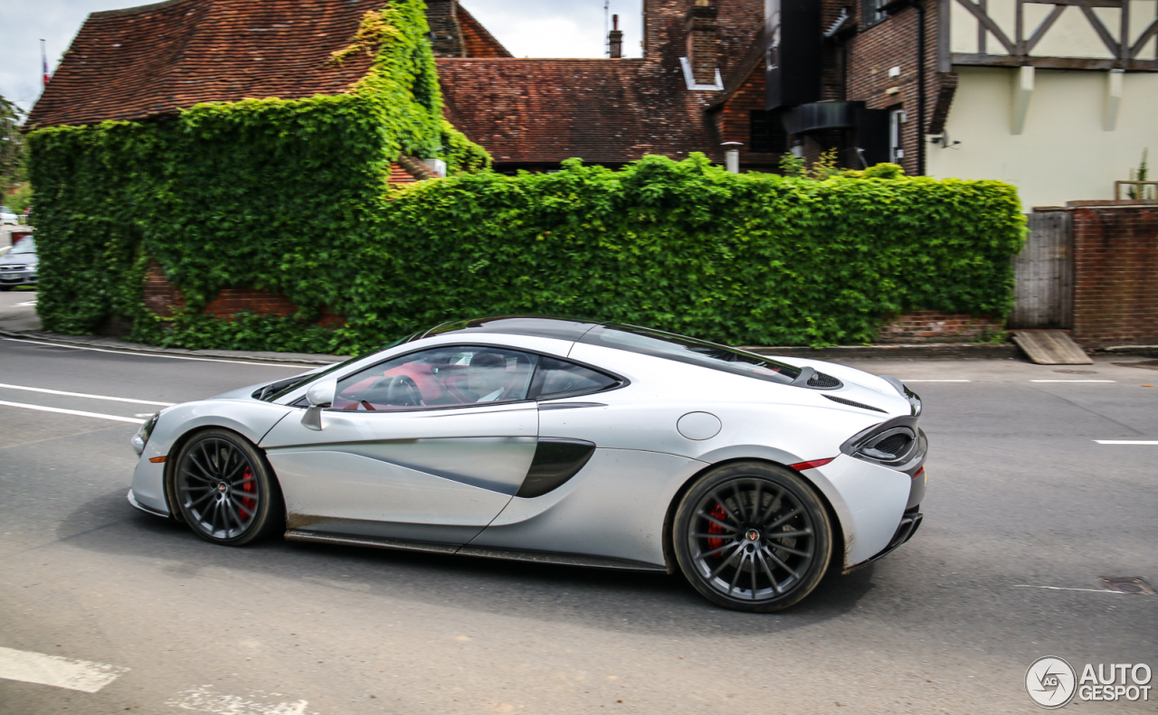 McLaren 570GT