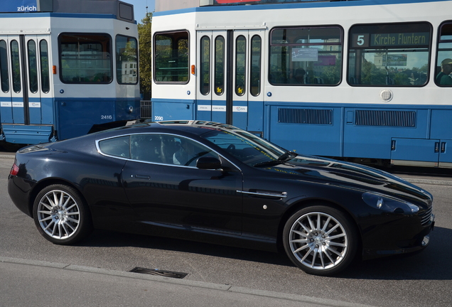 Aston Martin DB9