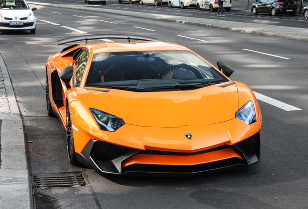 Lamborghini Aventador LP750-4 SuperVeloce