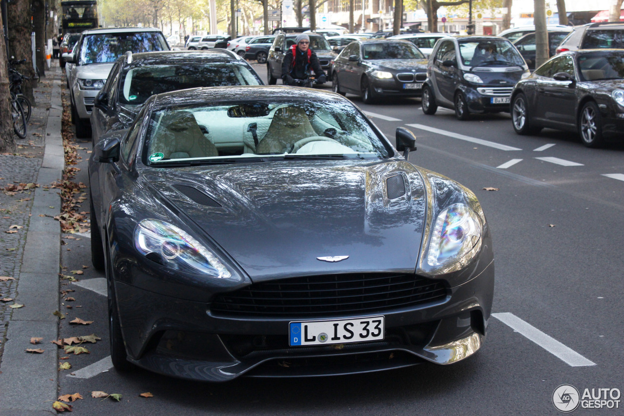 Aston Martin Vanquish 2013