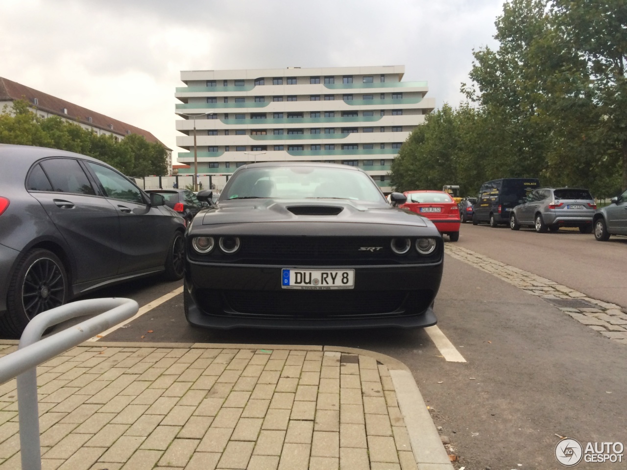 Dodge Challenger SRT Hellcat