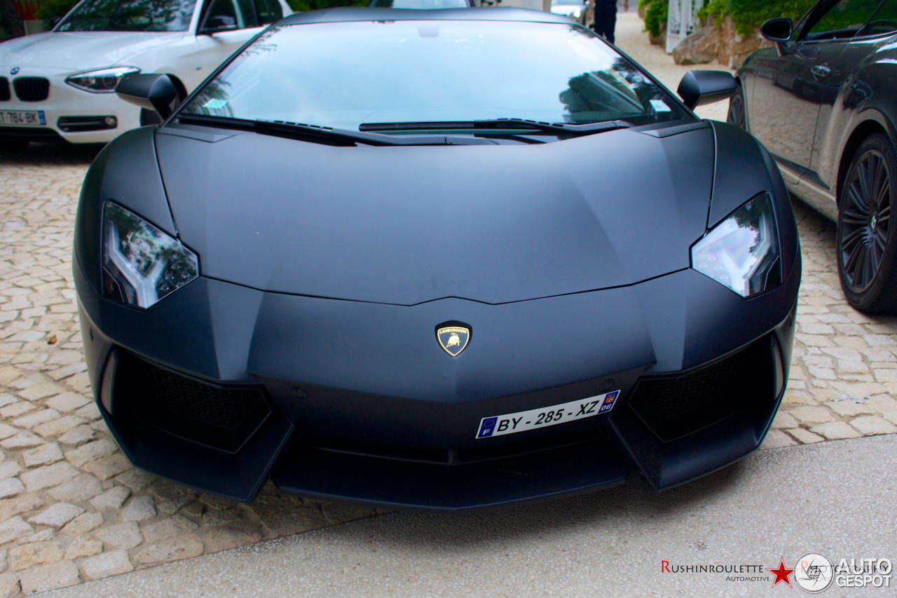 Lamborghini Aventador LP700-4