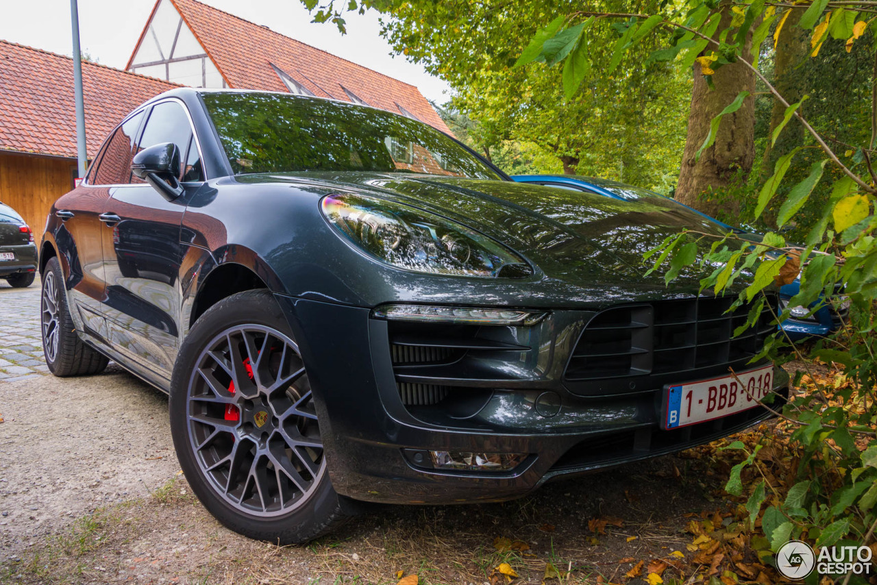 Porsche 95B Macan GTS