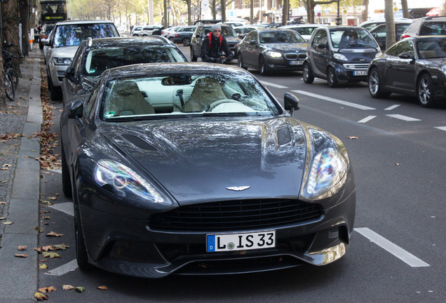 Aston Martin Vanquish 2013