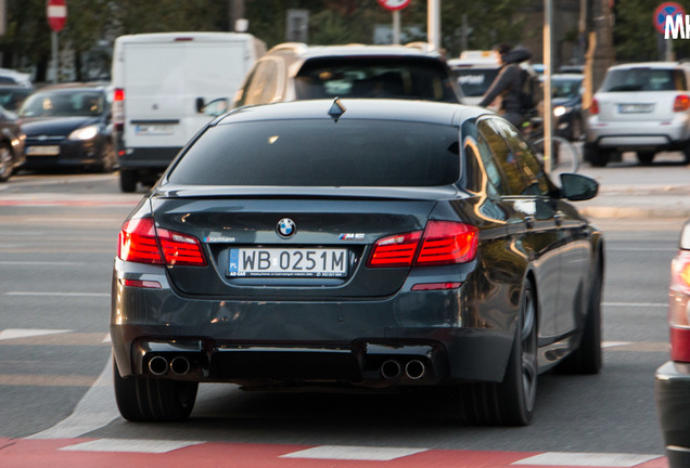 BMW M5 F10 2011