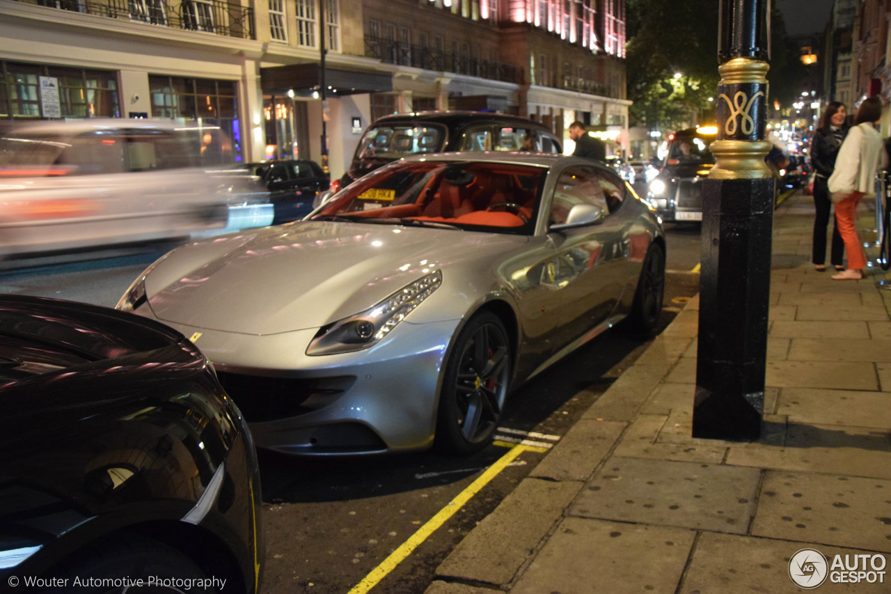 Ferrari FF