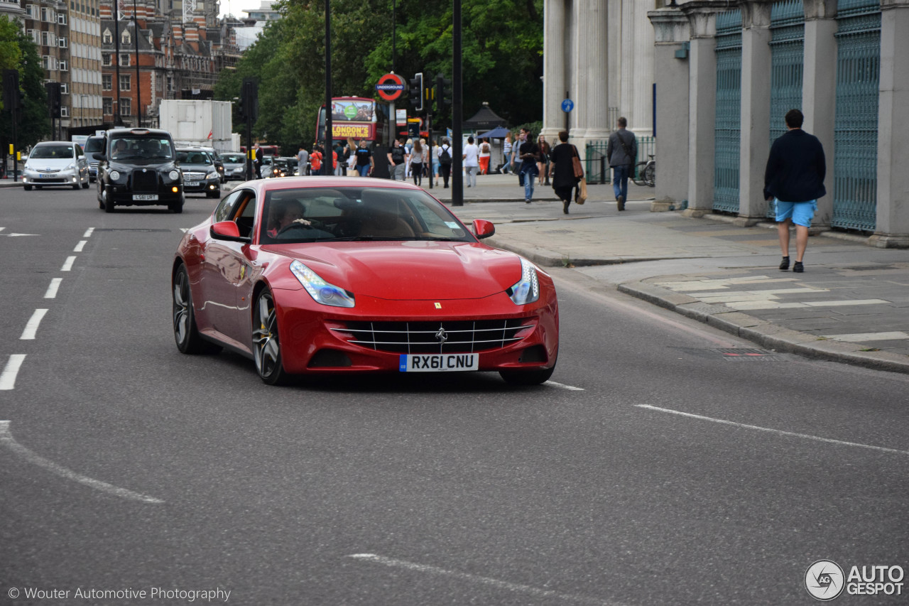 Ferrari FF