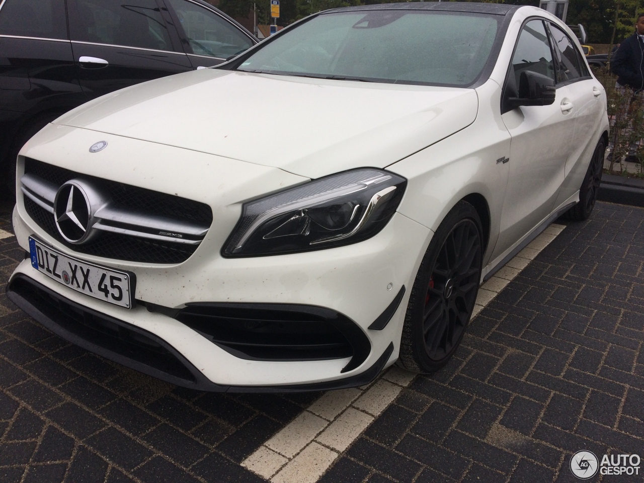 Mercedes-AMG A 45 W176 2015