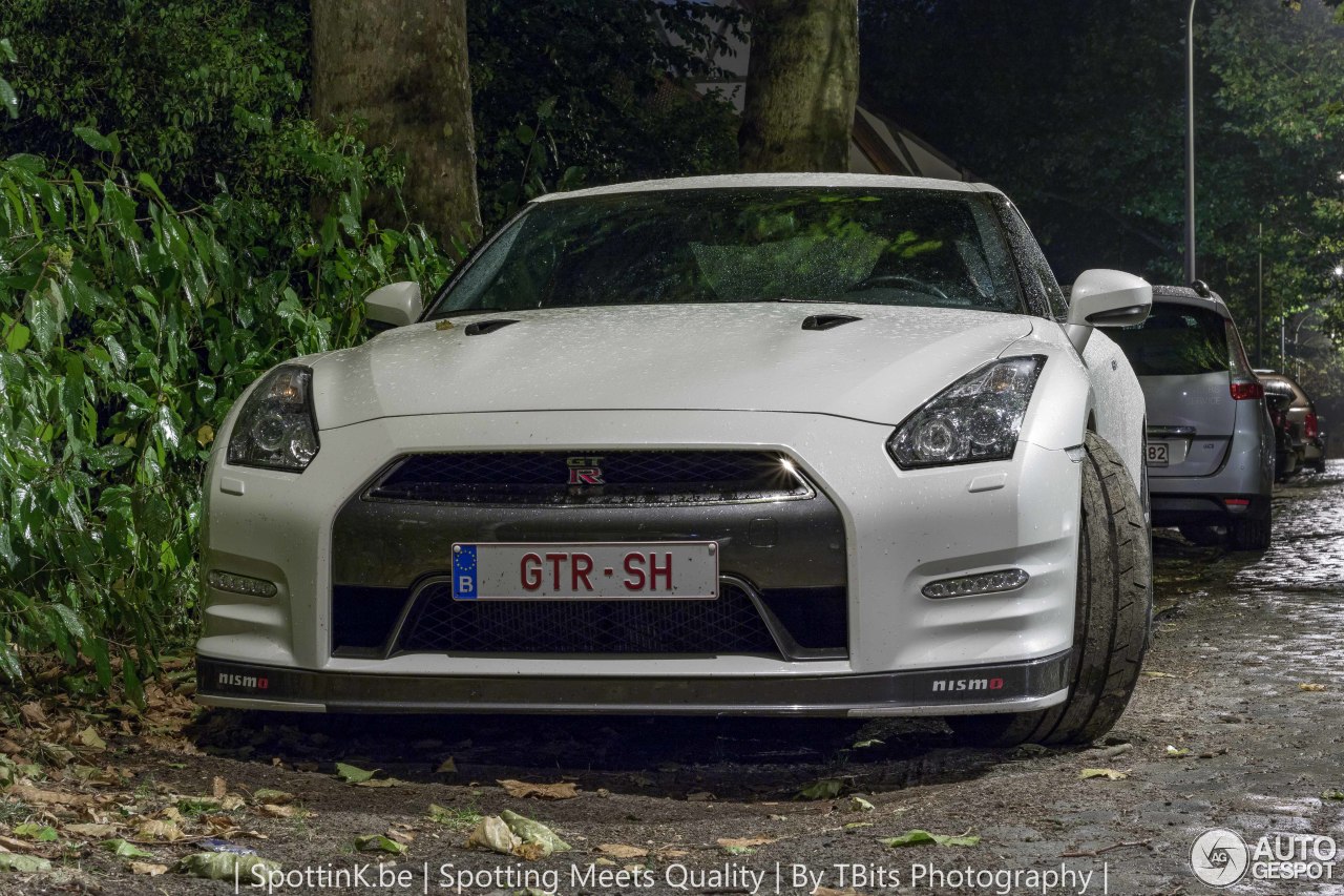 Nissan GT-R 2011