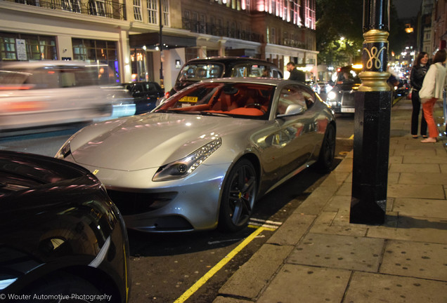 Ferrari FF