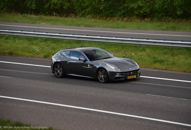 Ferrari FF