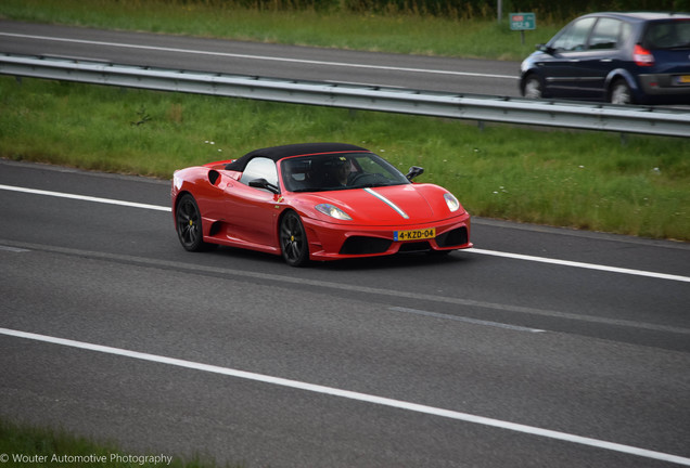 Ferrari Scuderia Spider 16M